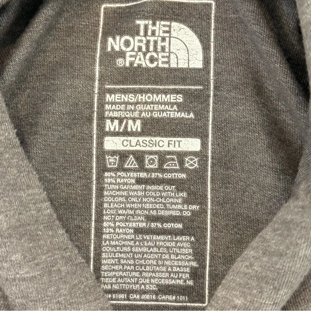 The North Face Mens Classic Fit Hoodie Heather Gray Lightweight Pullover Medium